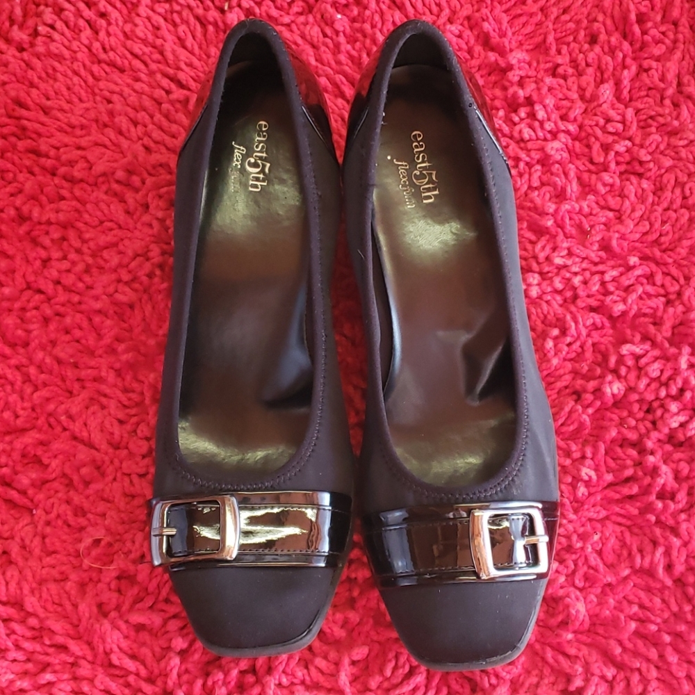 🛑 Women's dress shoes, low wedge heel, East Fifth